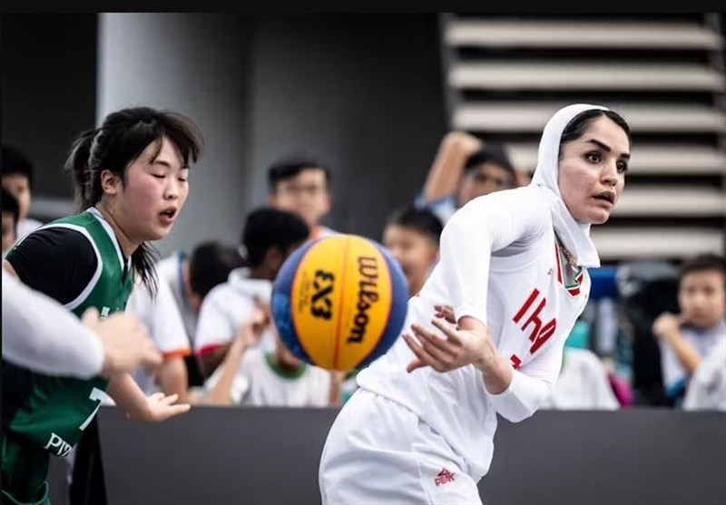 反观拜仁慕
