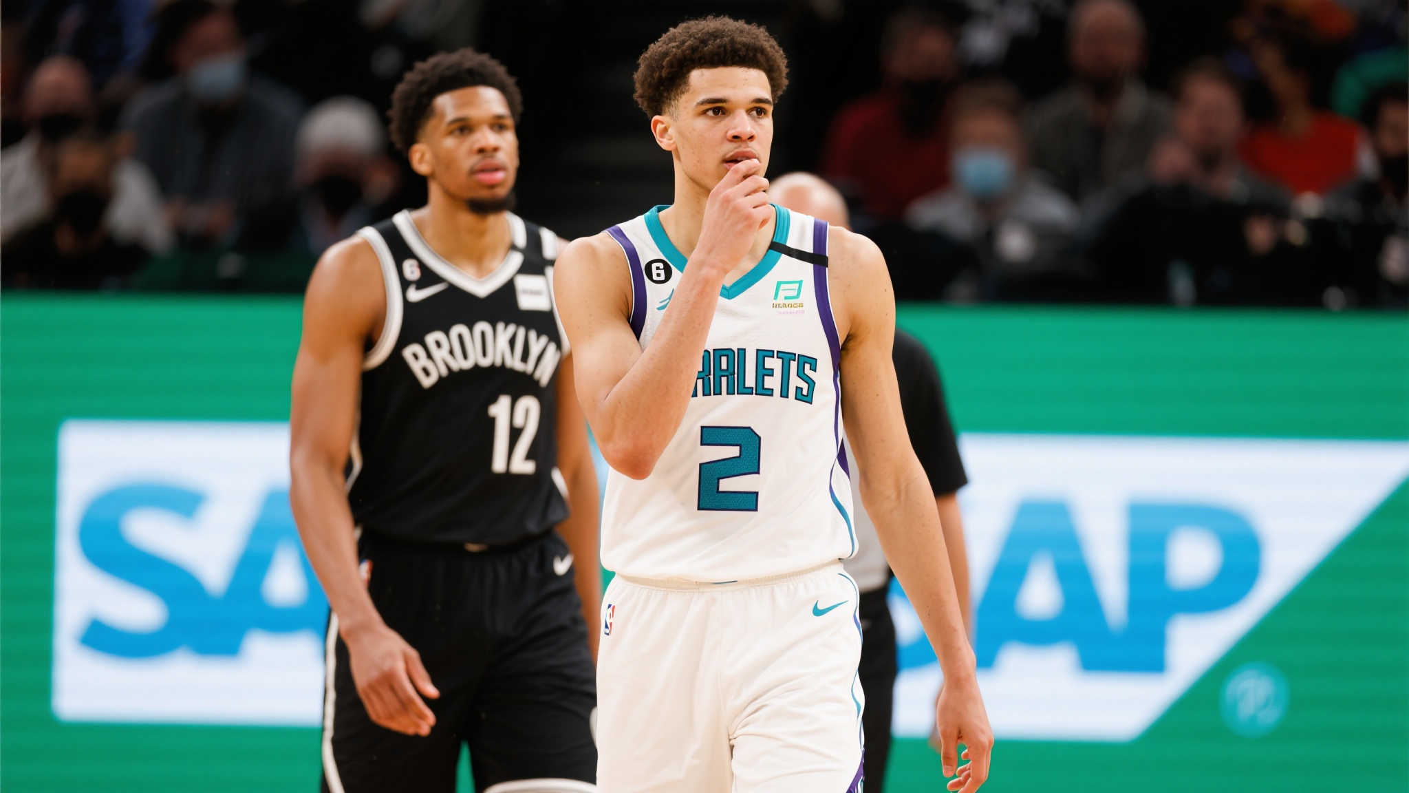 双方都在寻 双方都在寻